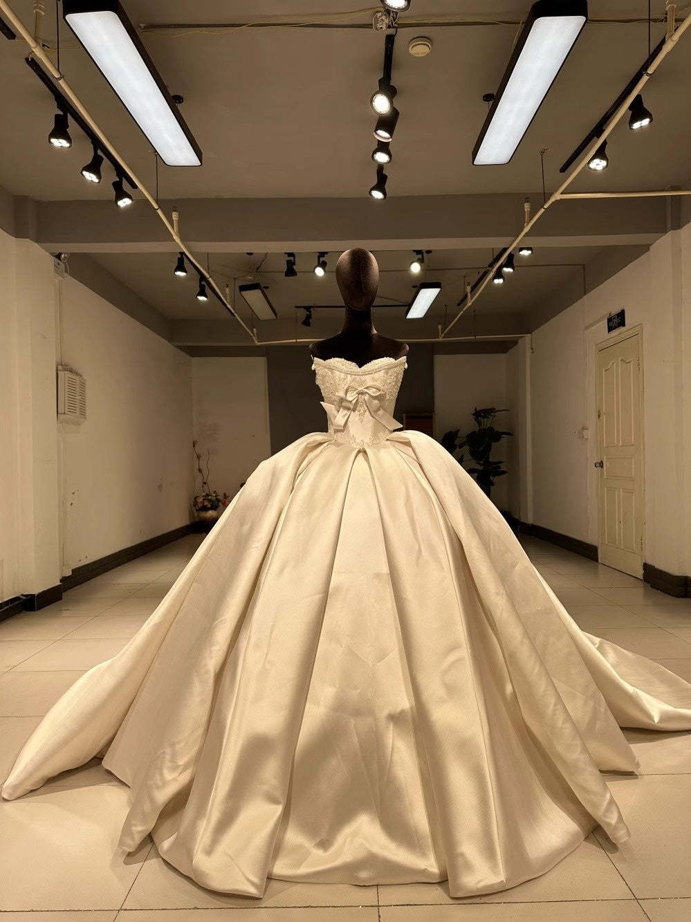 Off-The-Shoulder Pleated Ball Gown Wedding Dresses with Jewel Appliques, Bow & Detachable Sleeves