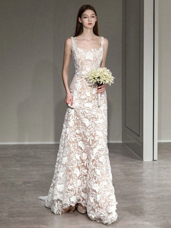 Sleeveless A-Line Princess Wedding Dress with Lace Appliques and Sweep Train