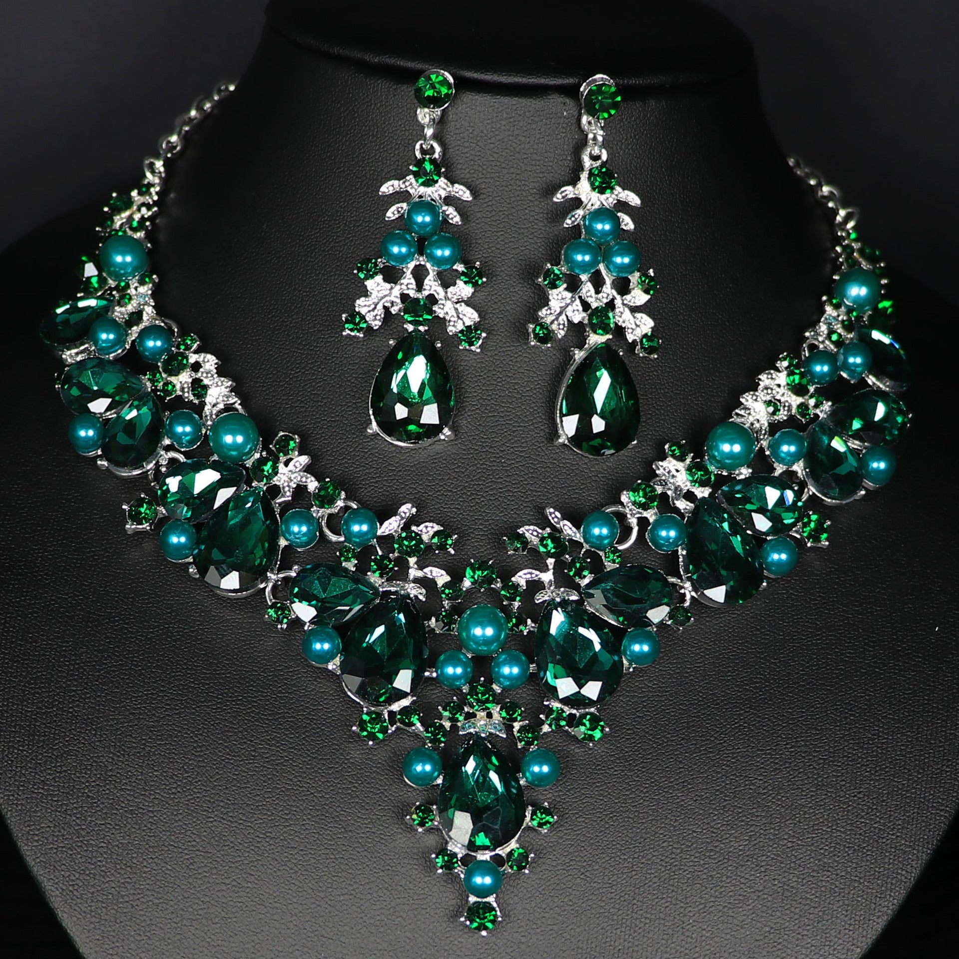 3-Piece Rhinestone Jewelry Set: Earrings and Necklace for Women's Wedding