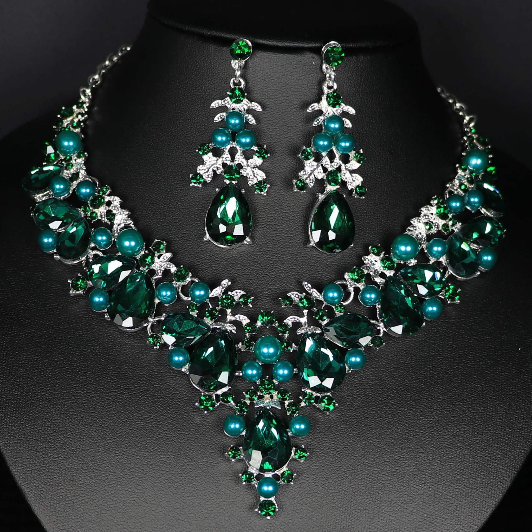 3-Piece Rhinestone Jewelry Set: Earrings and Necklace for Women's Wedding