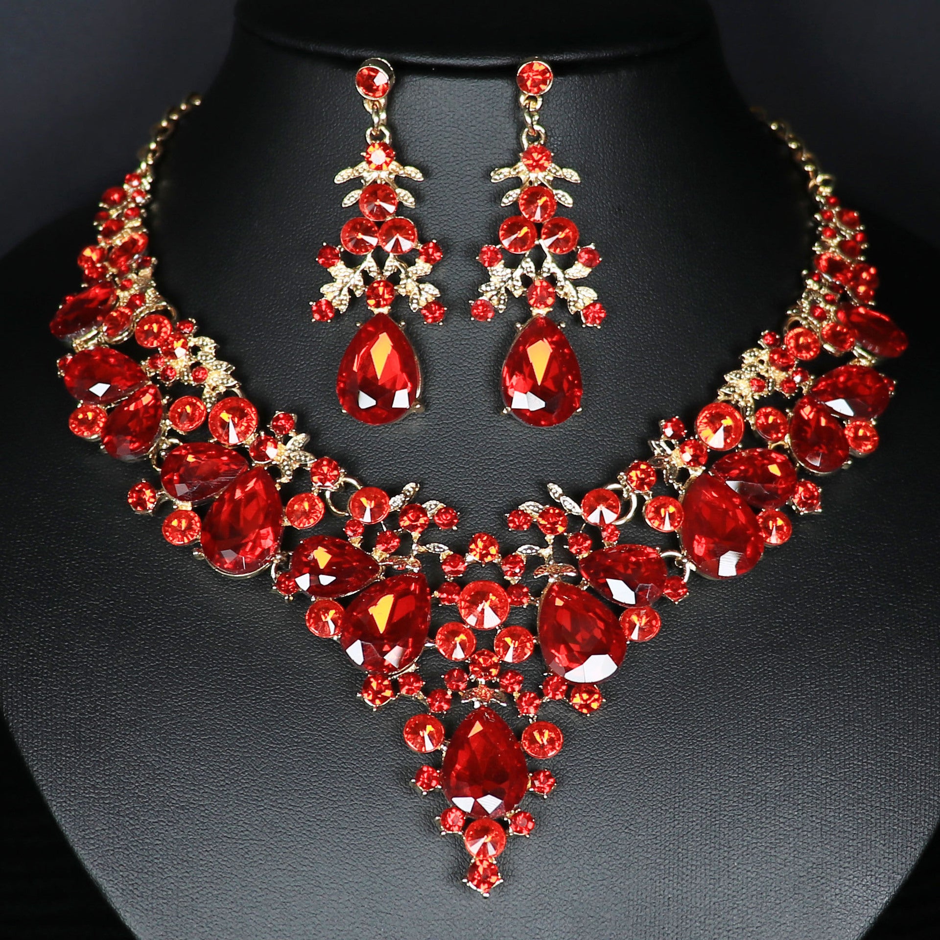 3-Piece Rhinestone Jewelry Set: Earrings and Necklace for Women's Wedding