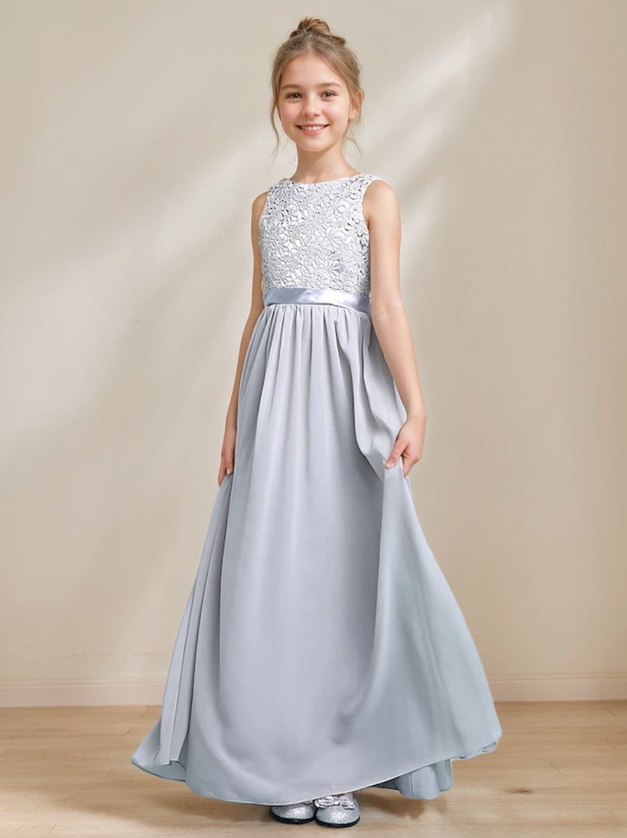 Sleeveless Junior Girl A-Line Princess Bridesmaid Dress with Scoop Neck and Lace Appliques
