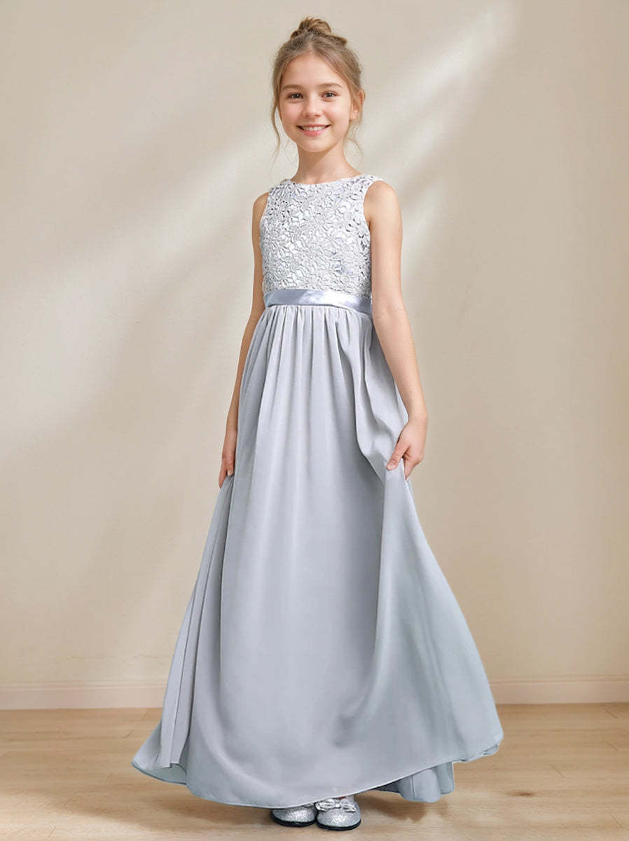 Sleeveless Junior Girl A-Line Princess Bridesmaid Dress with Scoop Neck and Lace Appliques