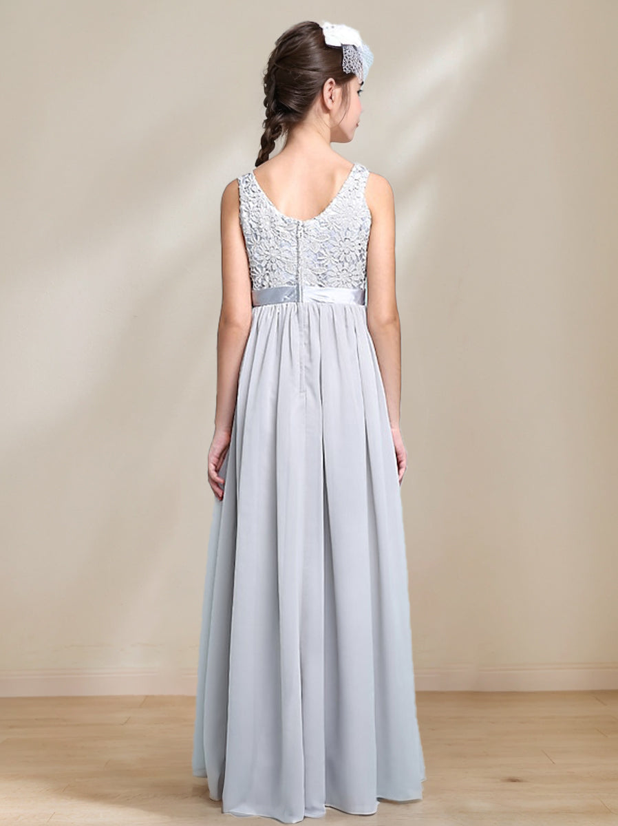 Sleeveless Junior Girl A-Line Princess Bridesmaid Dress with Scoop Neck and Lace Appliques
