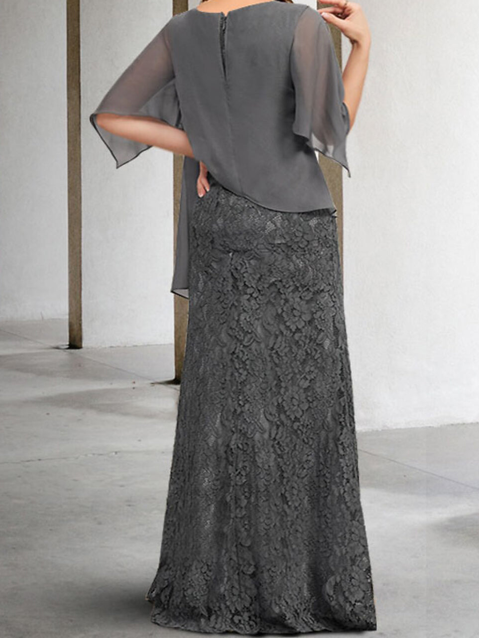 Mother of the Bride Column/Sheath Dresses Featuring Applique