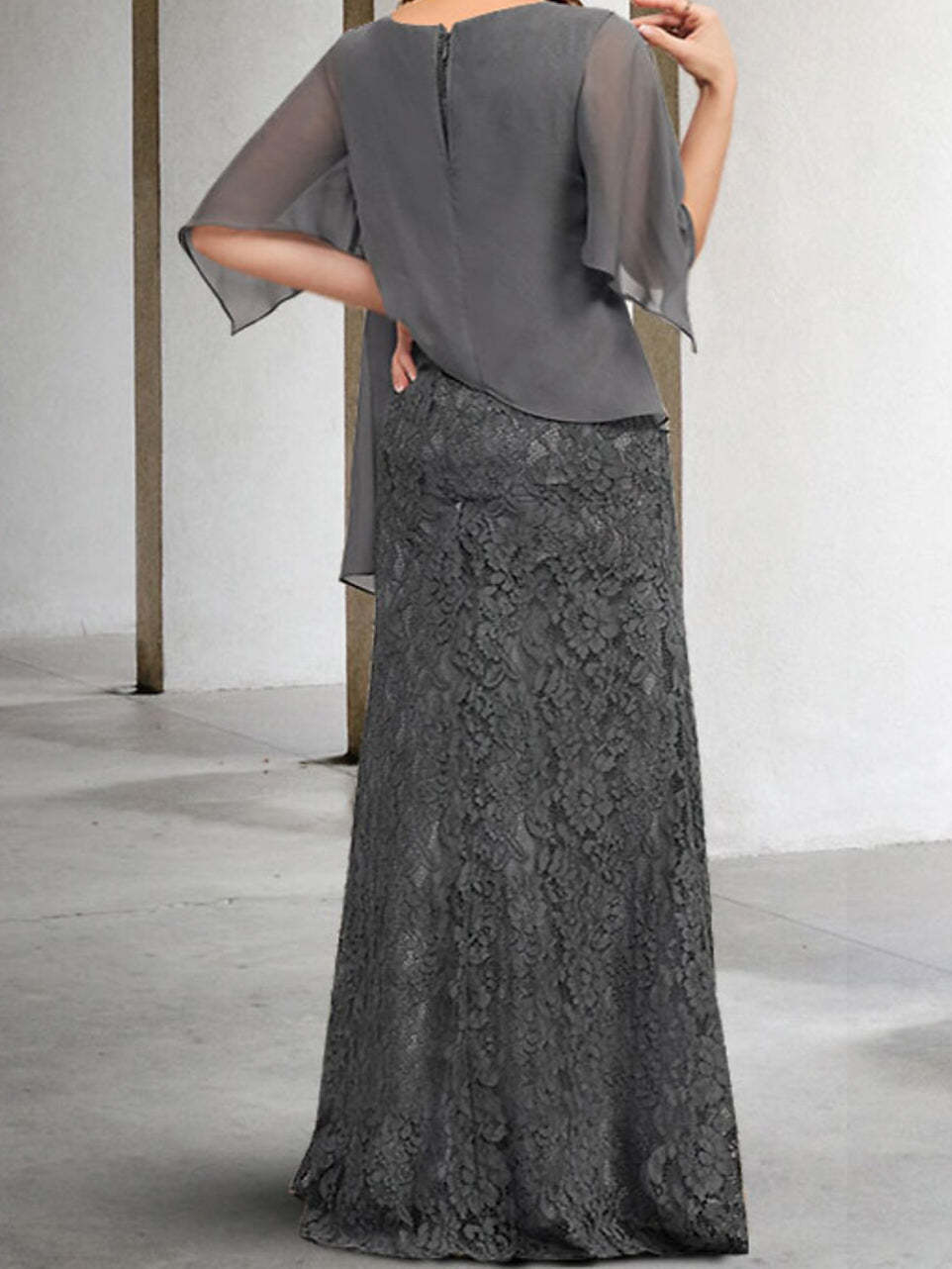 Mother of the Bride Column/Sheath Dresses Featuring Applique