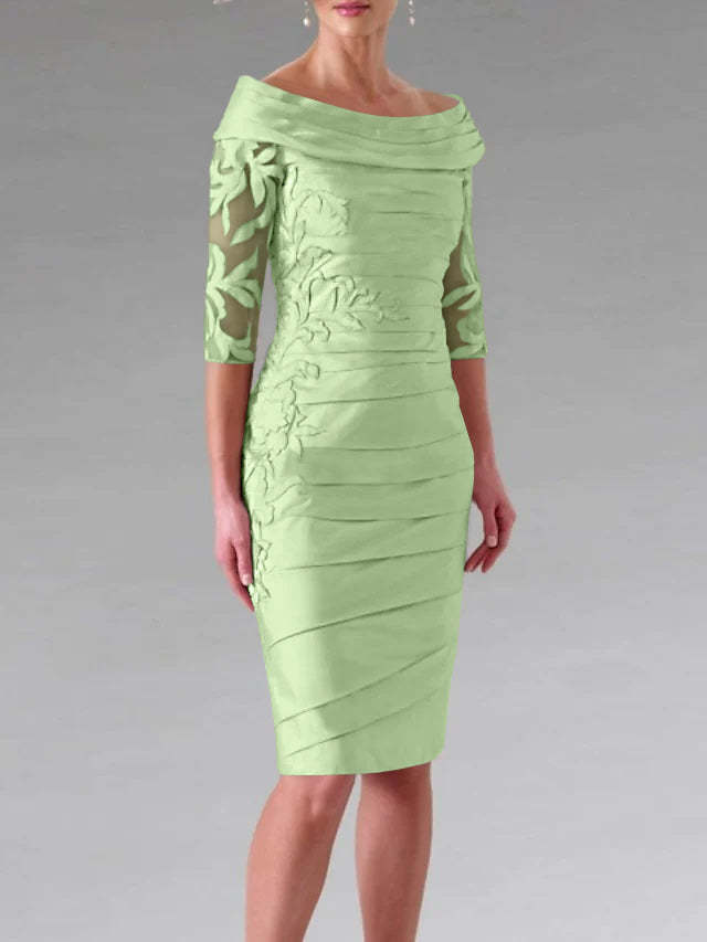 Half-Sleeve Knee-Length Sheath/Column Mother of the Bride Dress with Ruching and Appliques
