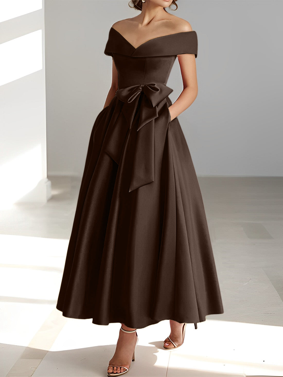 Princess A-Line Sleeveless Off-the-Shoulder Mother of the Bride Dress with Pockets Ankle-Length