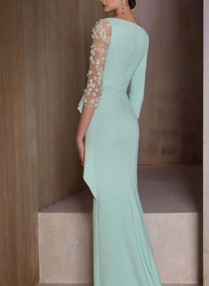 V-Neck 3/4 Sleeve Floor-Length Sheath Mother of the Bride Dress with Appliques