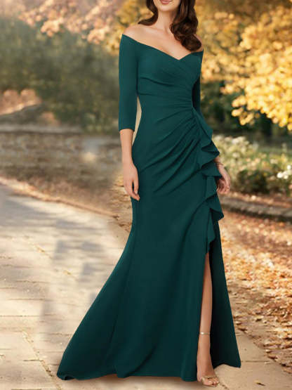 Trumpet/Mermaid Gown with 3/4 Sleeves and Sweep Train for the Bride's Mother