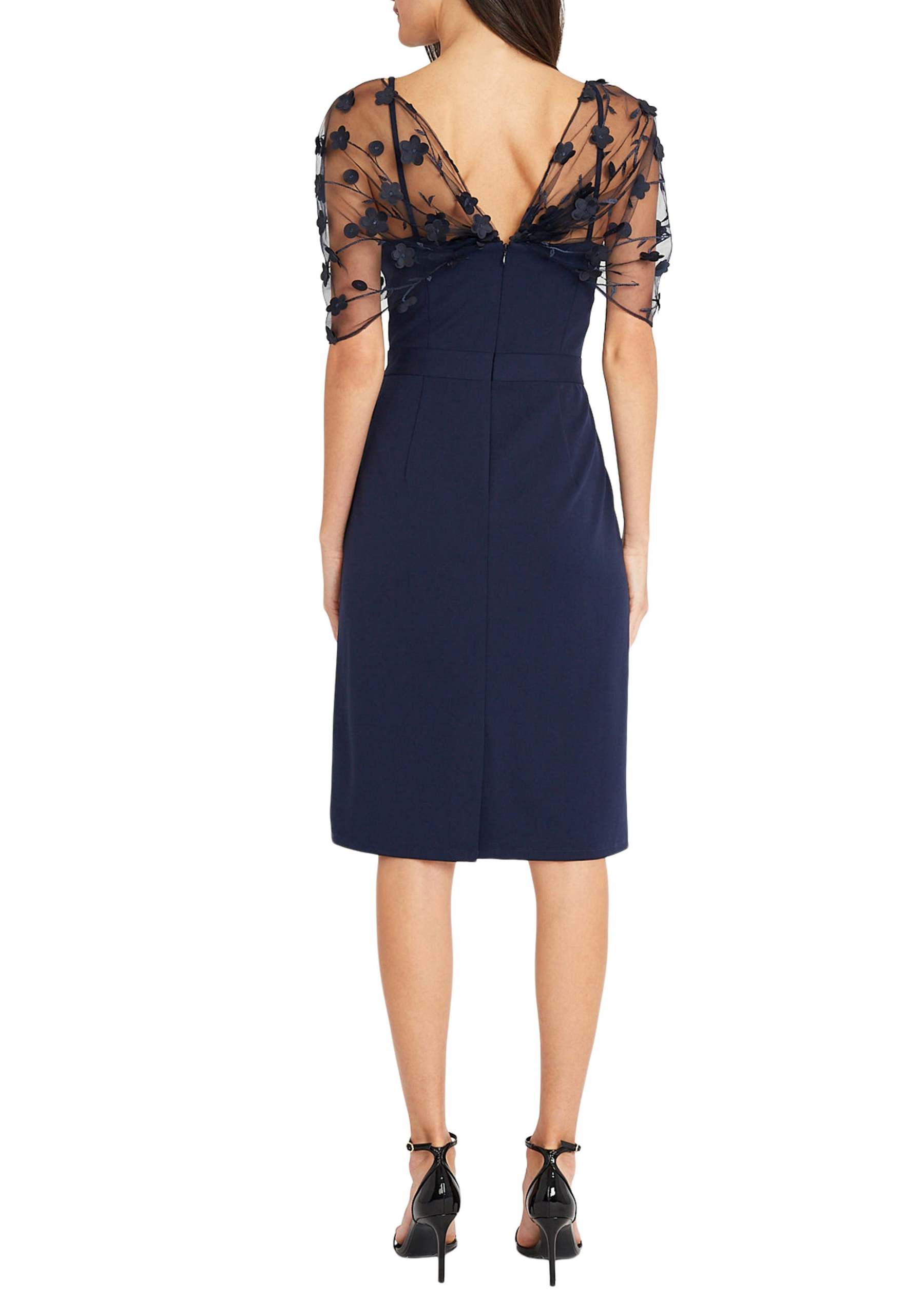 Sleeveless Knee-Length Mother of the Bride Dress with Spaghetti Straps and Watteau Train