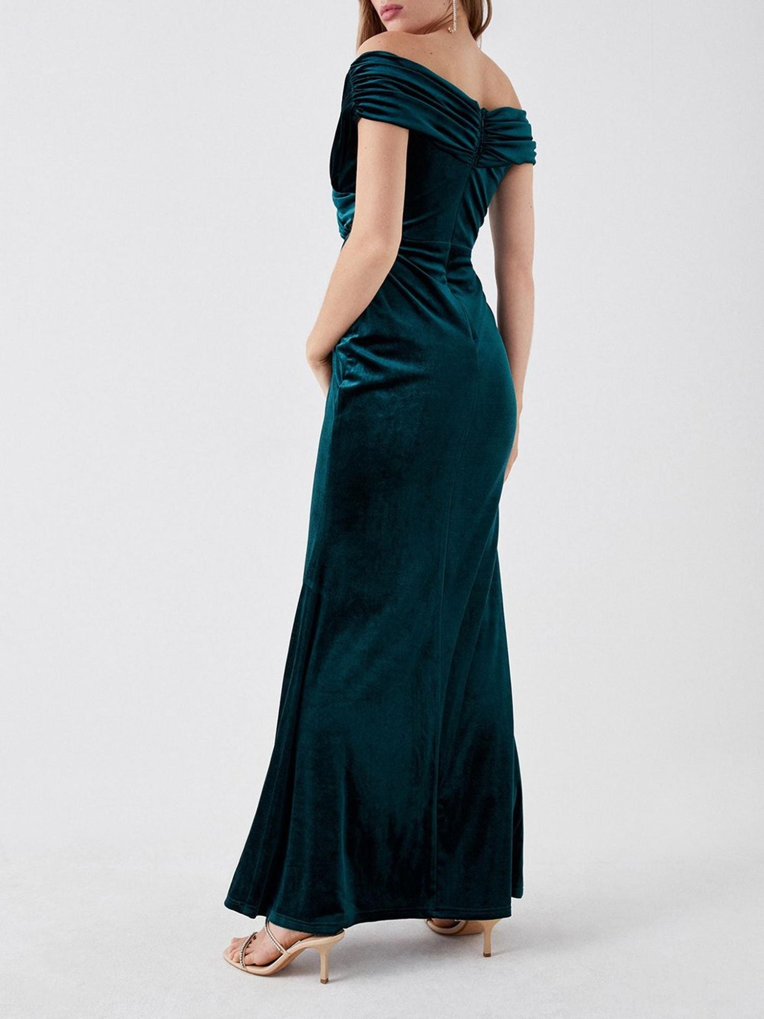 Elegant Off-the-Shoulder Velvet Floor-Length Dress for Mothers of the Bride & Groom