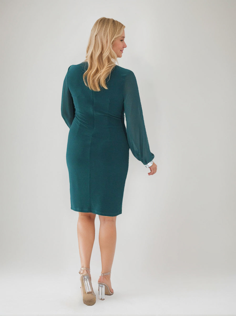 V-Neck Ruched Knee-Length Plus Size Mother of the Bride Sheath Dress with Rhinestone