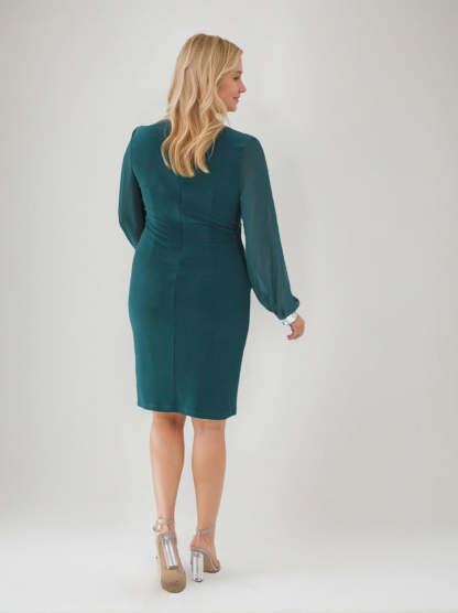 V-Neck Ruched Knee-Length Plus Size Mother of the Bride Sheath Dress with Rhinestone