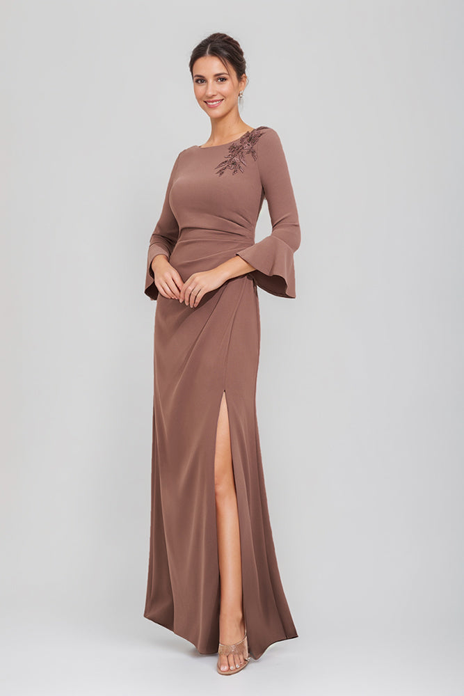 Scoop Neck Sheath/Column Dress for Mother of the Bride & Groom featuring Appliques and Side Split