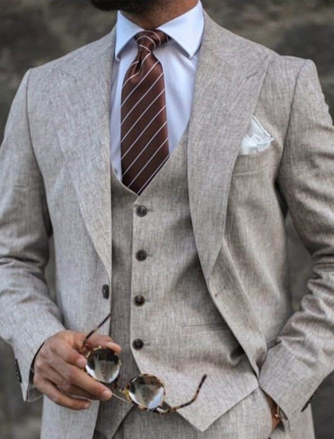 Men's Solid Colored Linen 3-Piece Suit With Tailored Fit And Two-Button Single Breasted Design