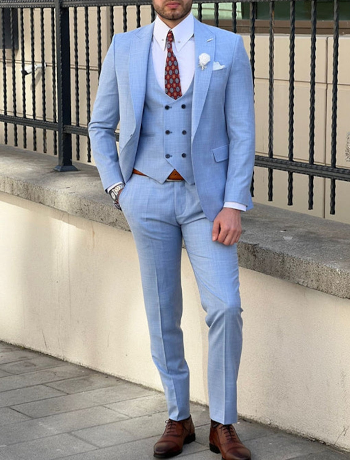 Single-Breasted Two-Button Tailored Fit 3-Piece Solid Wedding Suit For Men
