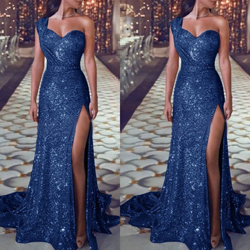 One-Shoulder Long Prom Dress with Side Split and Floor-Length Sheath/Column Design