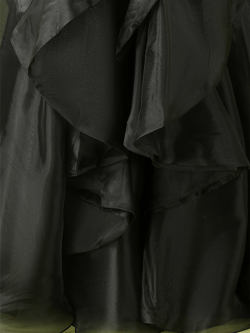 Evening Gown with Beaded Strapless Sleeveless Floor-Length Design