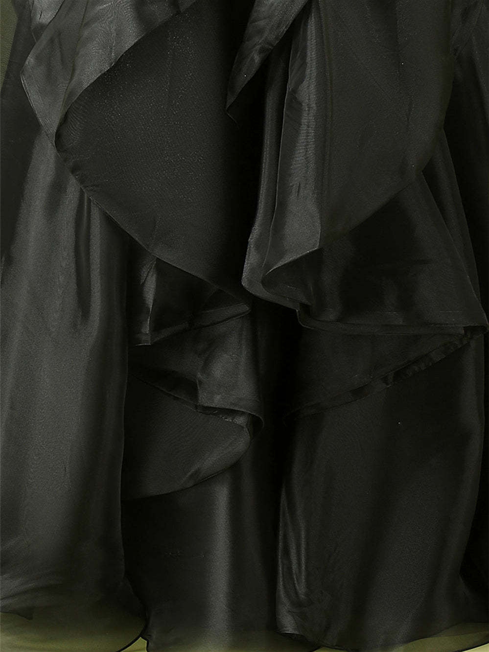 Evening Gown with Beaded Strapless Sleeveless Floor-Length Design