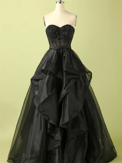 Evening Gown with Beaded Strapless Sleeveless Floor-Length Design