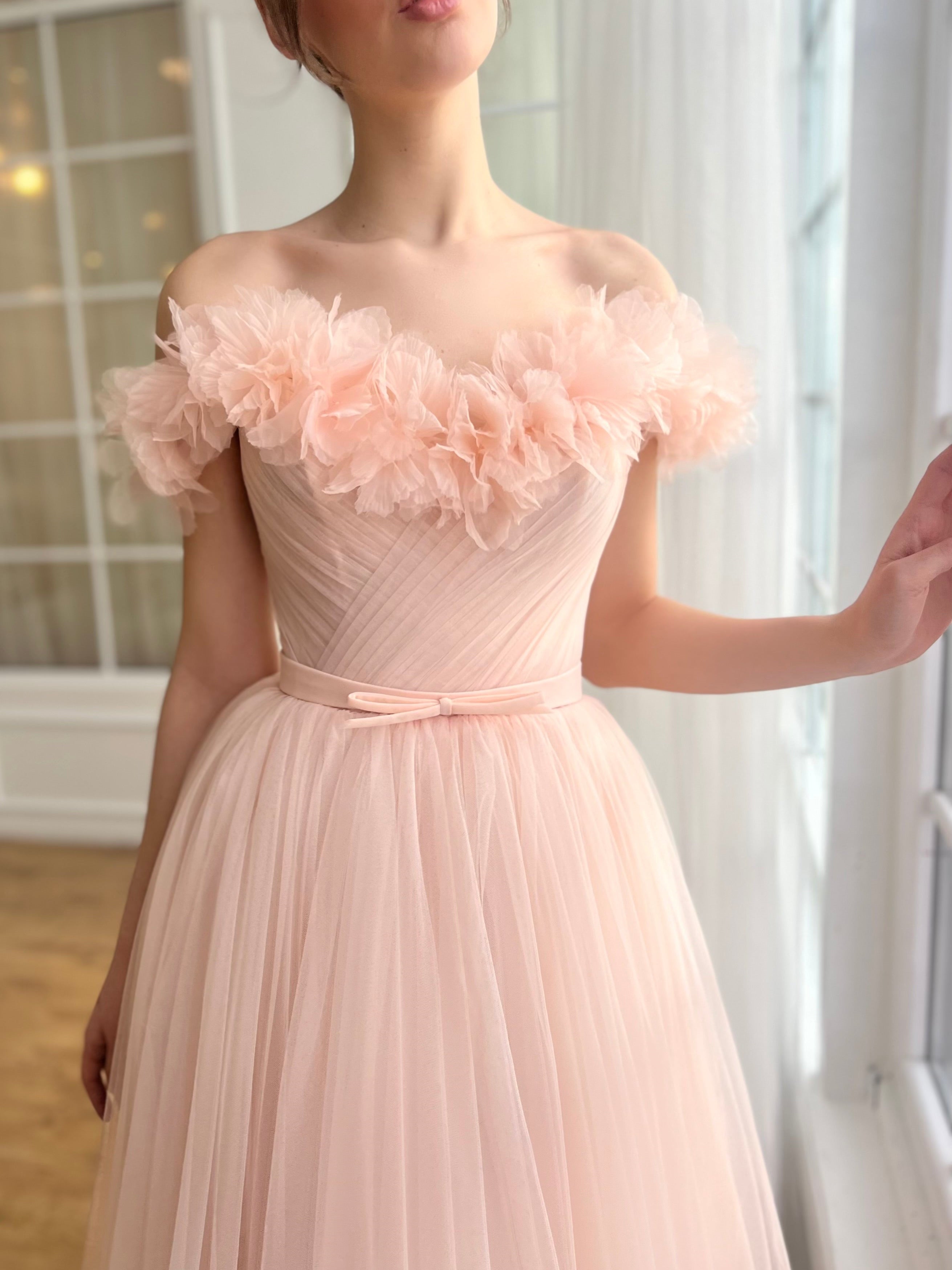 Sweetheart Off-the-Shoulder A-Line Princess Prom Dress with Embroidered Flowers Ankle-Length