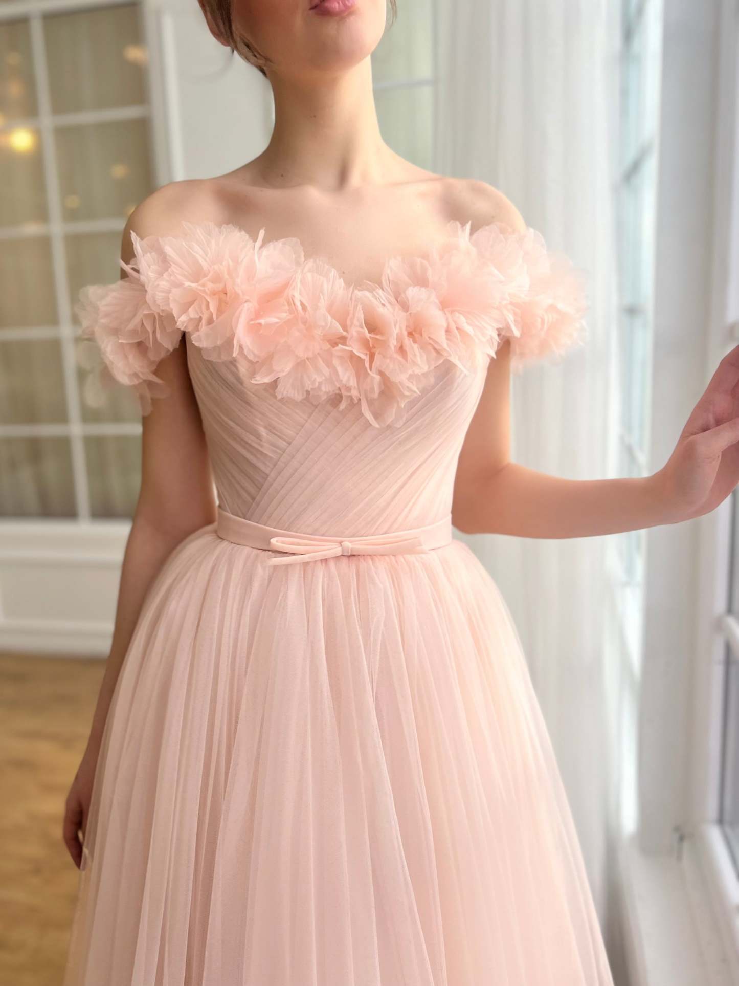 Sweetheart Off-the-Shoulder A-Line Princess Prom Dress with Embroidered Flowers Ankle-Length