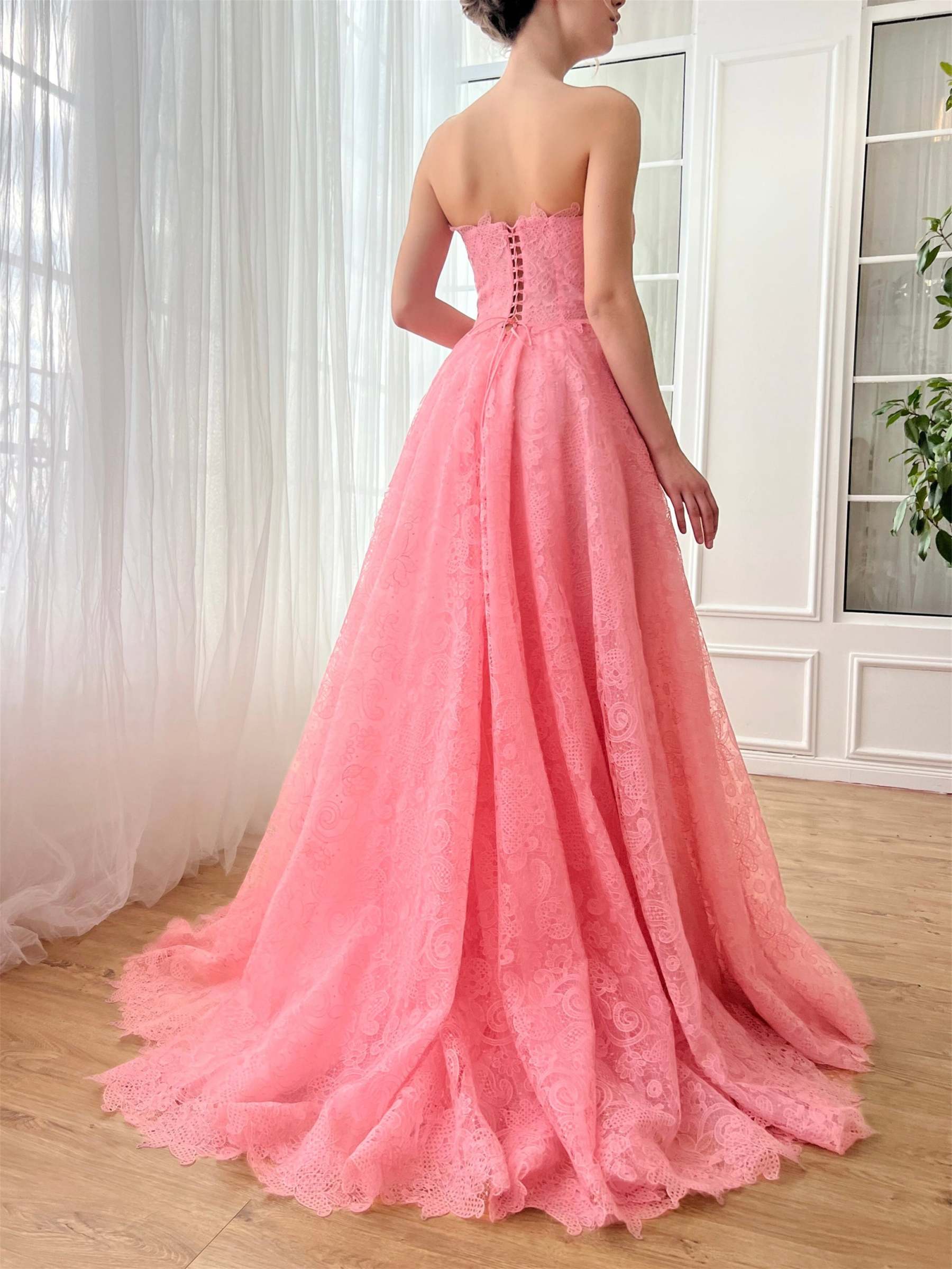 Sweetheart Strapless Prom Dress with Bows in A-Line/Princess Floor-Length Style