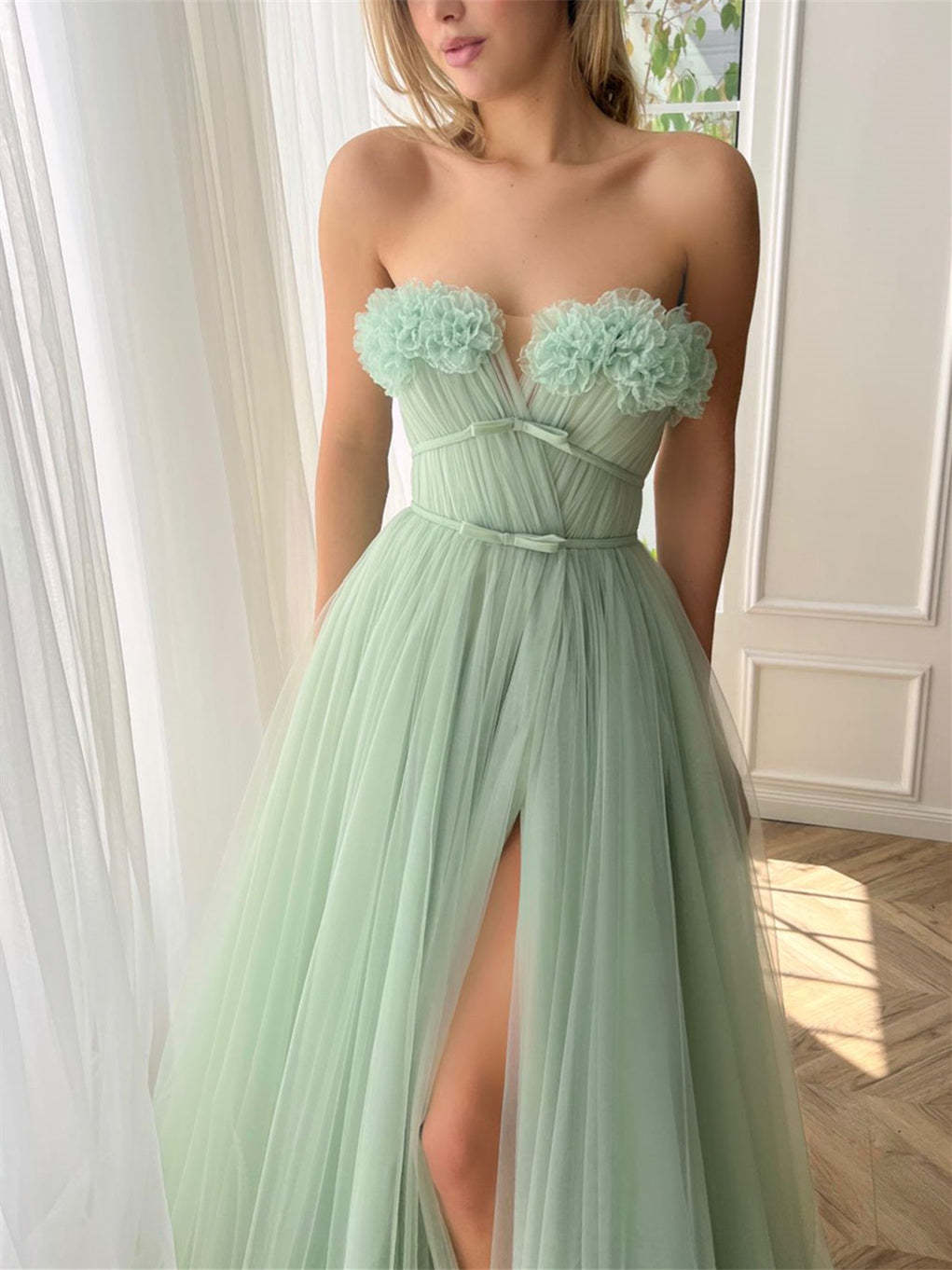 Sweetheart Strapless A-Line Princess Prom Dress with Slit Floor-Length