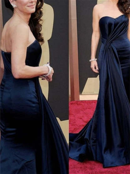 Sweetheart Sleeveless Floor-Length Evening Dress with Ruched Detail in Mermaid/Trumpet Style