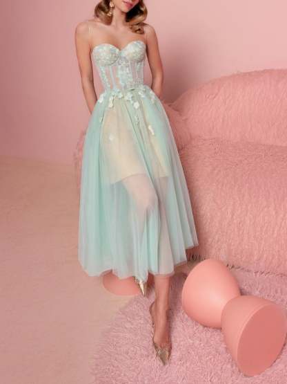 Strapless Sleeveless A-Line Princess Tea-Length Cocktail Dress with Applique