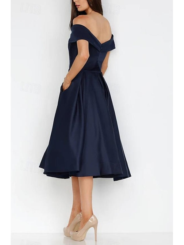 Sweetheart Neckline Sleeveless A-Line Tea-Length Cocktail Dress with Ruched Detail