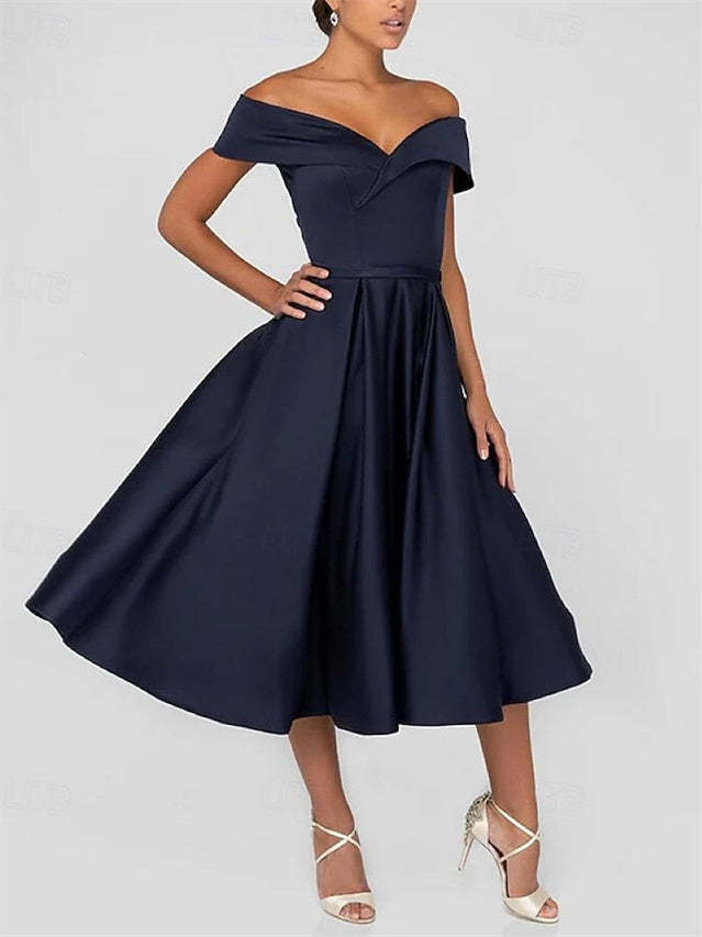 Sweetheart Neckline Sleeveless A-Line Tea-Length Cocktail Dress with Ruched Detail