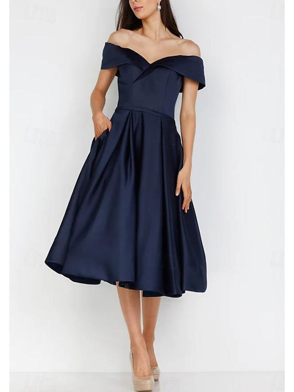 Sweetheart Neckline Sleeveless A-Line Tea-Length Cocktail Dress with Ruched Detail