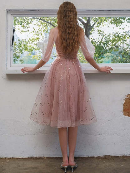 Knee-Length A-Line Princess Cocktail Dresses with Jewel Neckline and Sequin Appliques