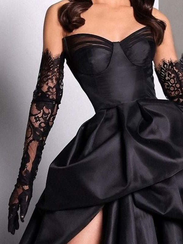 Strapless Sleeveless A-Line Princess Evening Dresses with Court Train and Slit