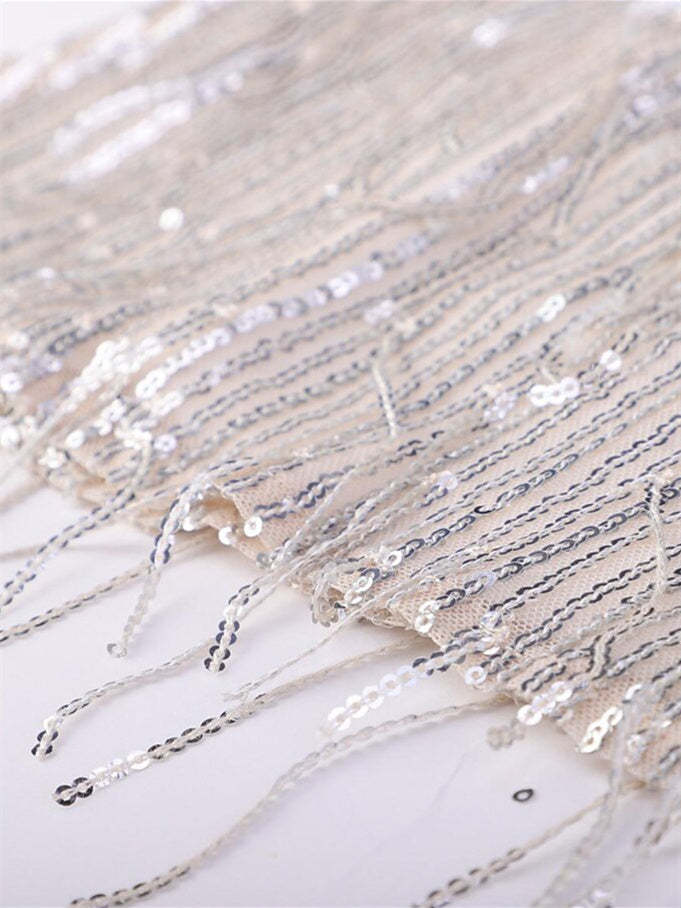 Silver Vintage V-Neck Sheath/Column Dresses with Sequins for Costume Parties