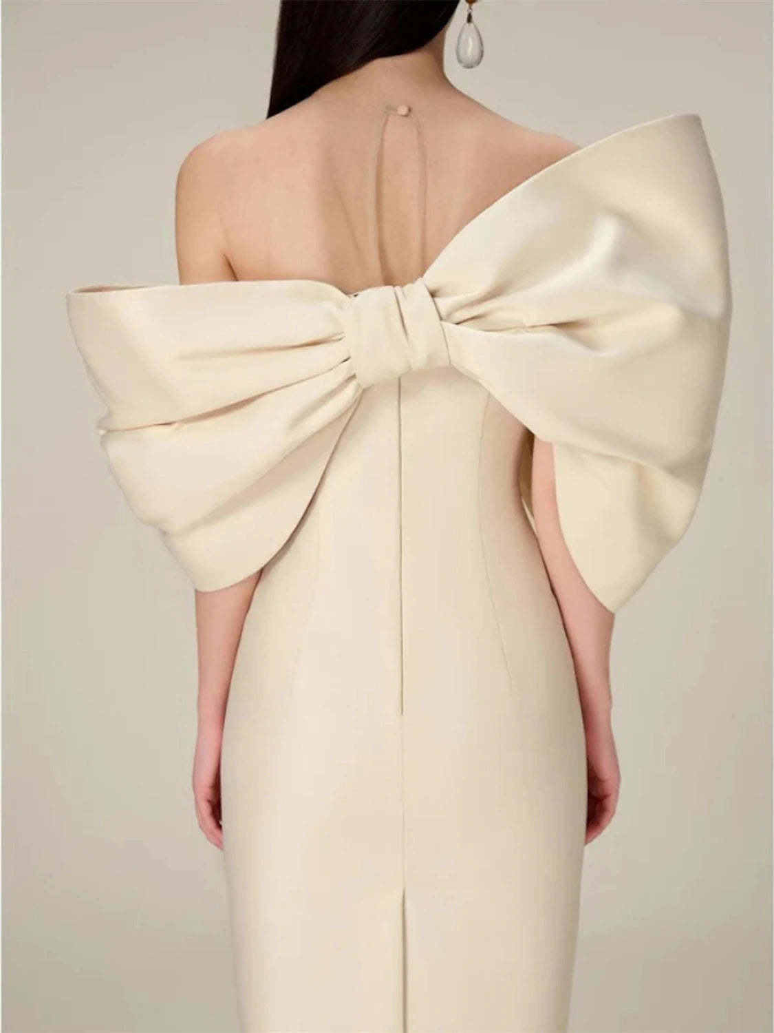 Off-the-Shoulder Evening Gowns With Bow(s) - Half Sleeve Sheath/Column Style