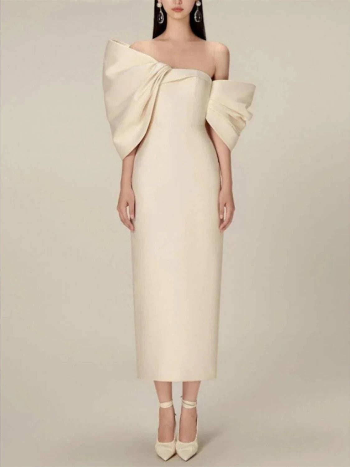 Off-the-Shoulder Evening Gowns With Bow(s) - Half Sleeve Sheath/Column Style