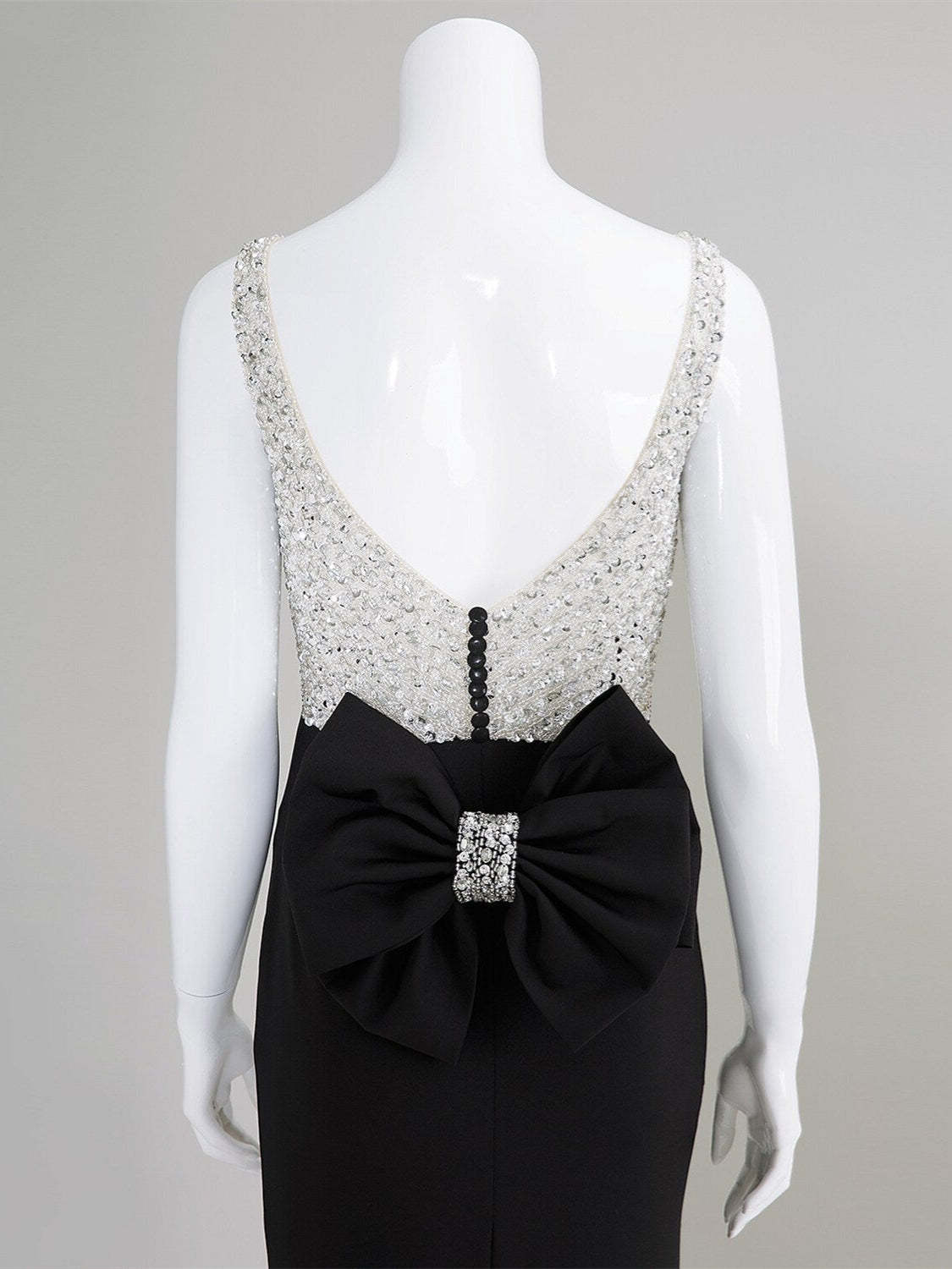 Evening Dresses with Scoop Neck Court Train and Beaded Bow(s) in Mermaid/Trumpet Style