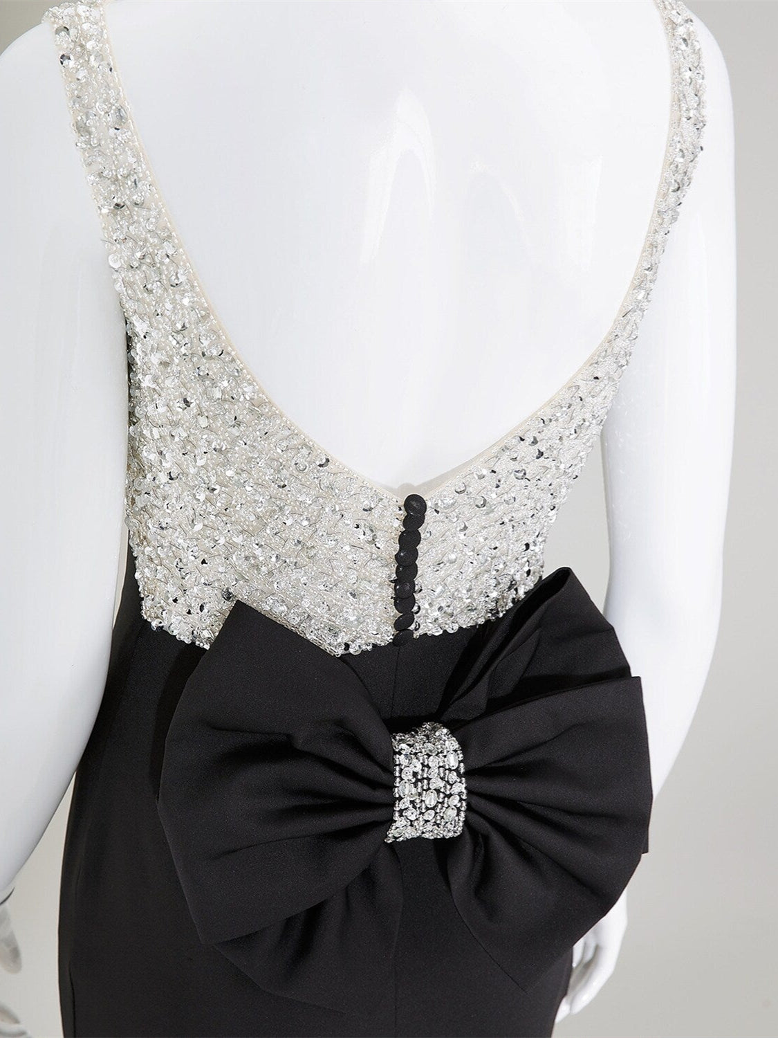 Evening Dresses with Scoop Neck Court Train and Beaded Bow(s) in Mermaid/Trumpet Style