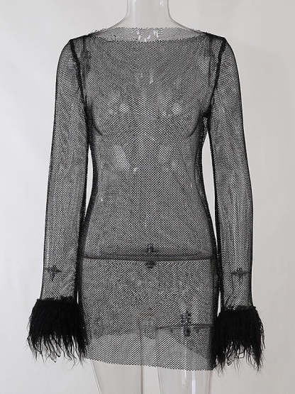 Vintage Mini Dress with Jewel Neckline and Long Sleeves in A-Line/Princess Cut