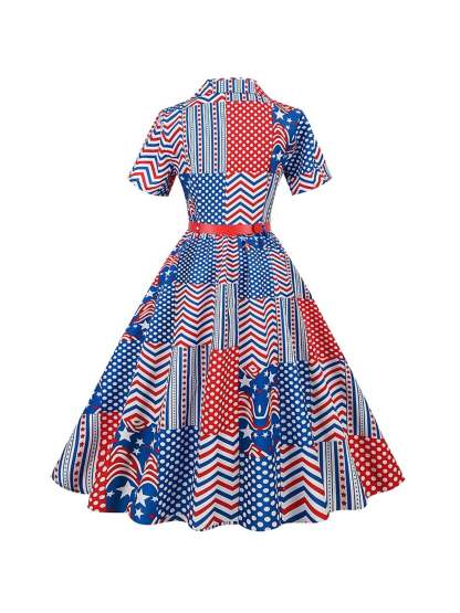 Vintage Tea-Length Dress with Scoop Neck and Short Sleeves in A-Line/Princess Cut