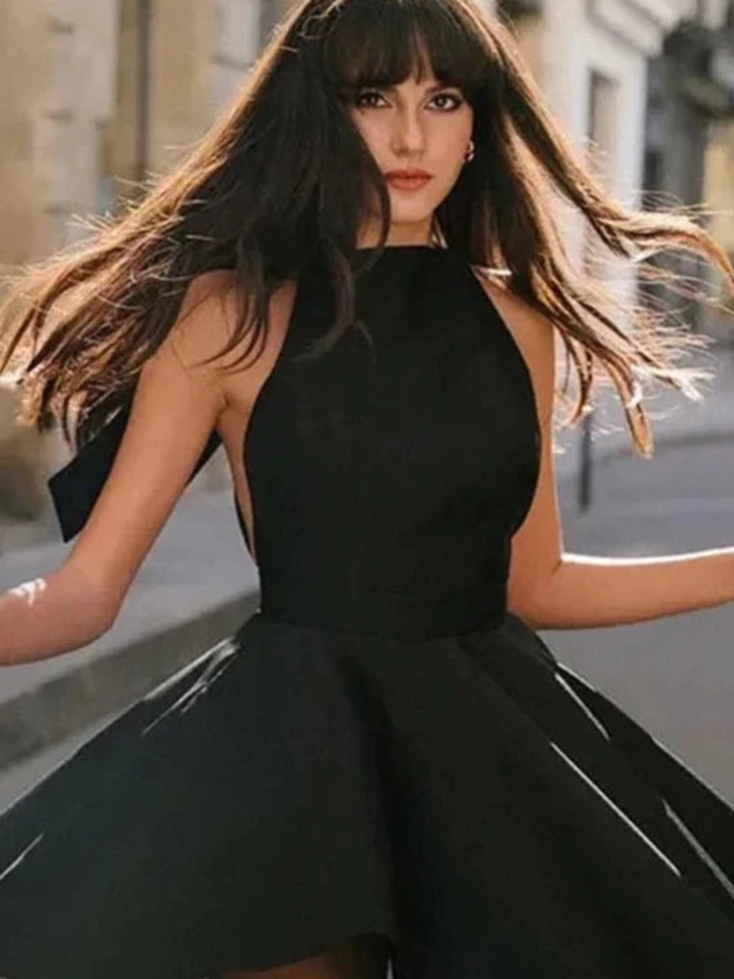 Elegant Sleeveless Mini Dress with Delicate Lace-up Bow and A-Line Princess Cut