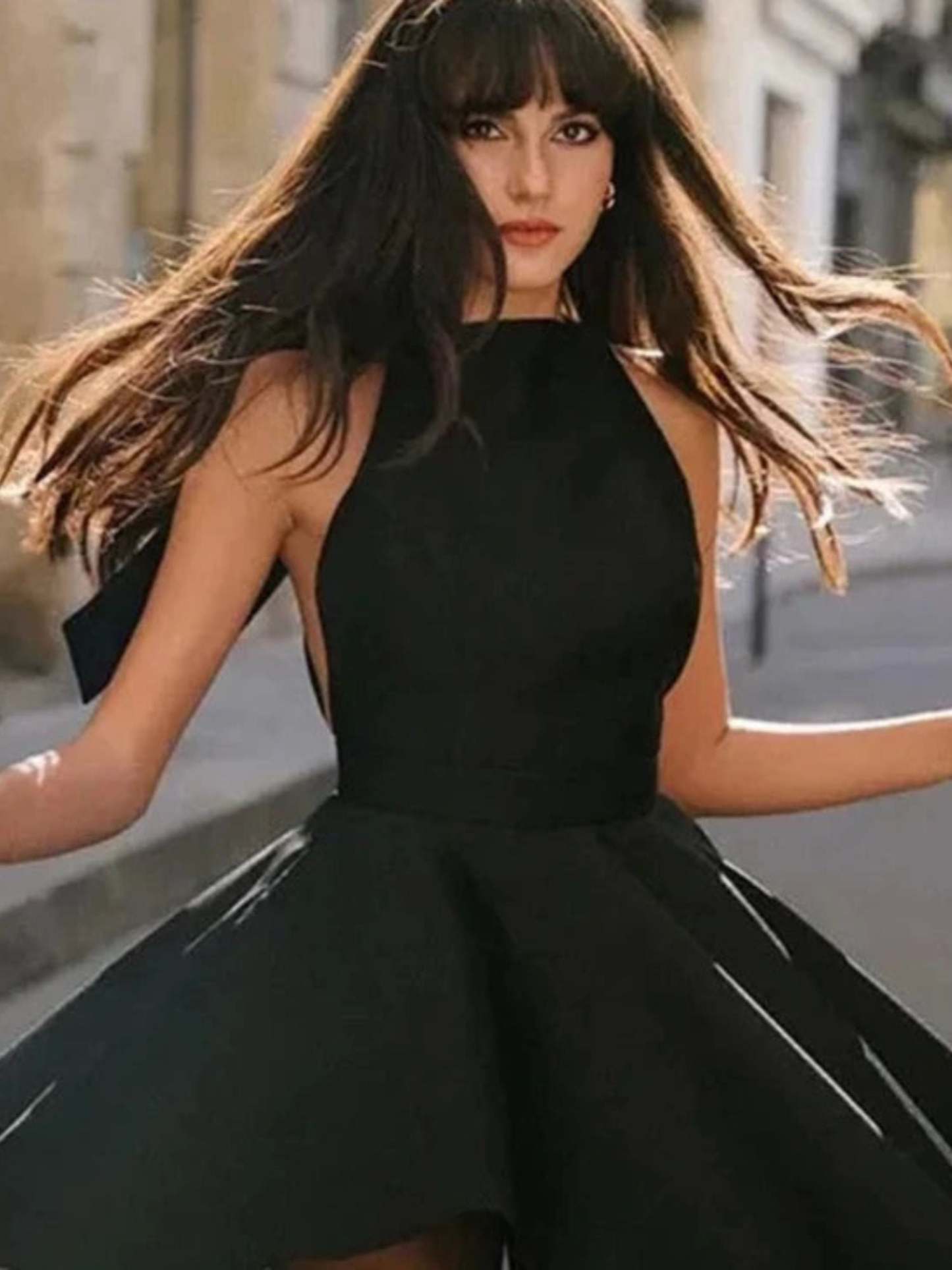 Elegant Sleeveless Mini Dress with Delicate Lace-up Bow and A-Line Princess Cut