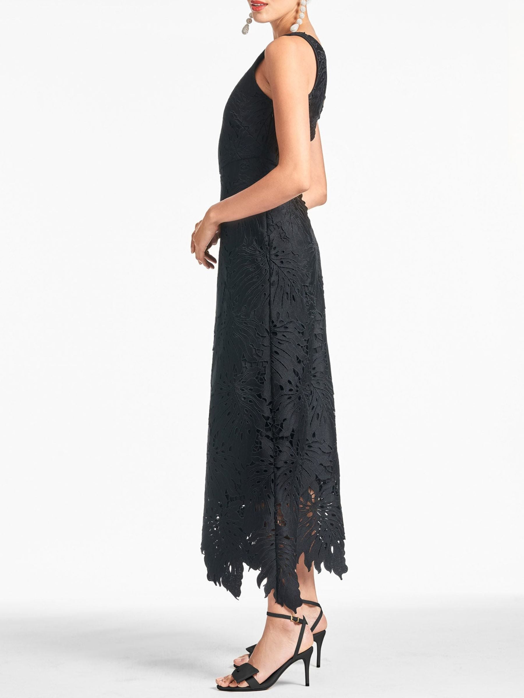 Black Asymmetrical A-Line Princess Prom Dress with One-Shoulder Sleeveless Lace Appliques