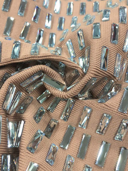 Strapless Luxurious Long Prom Dress with Rhinestone Sheath/Column Design