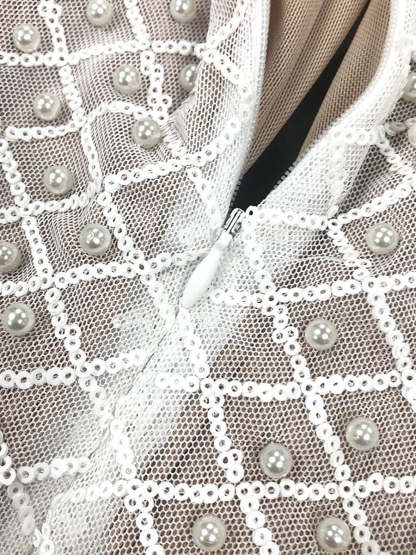 Elegant Sleeveless Sequined Prom Dress with Pearl Accents and Back Split