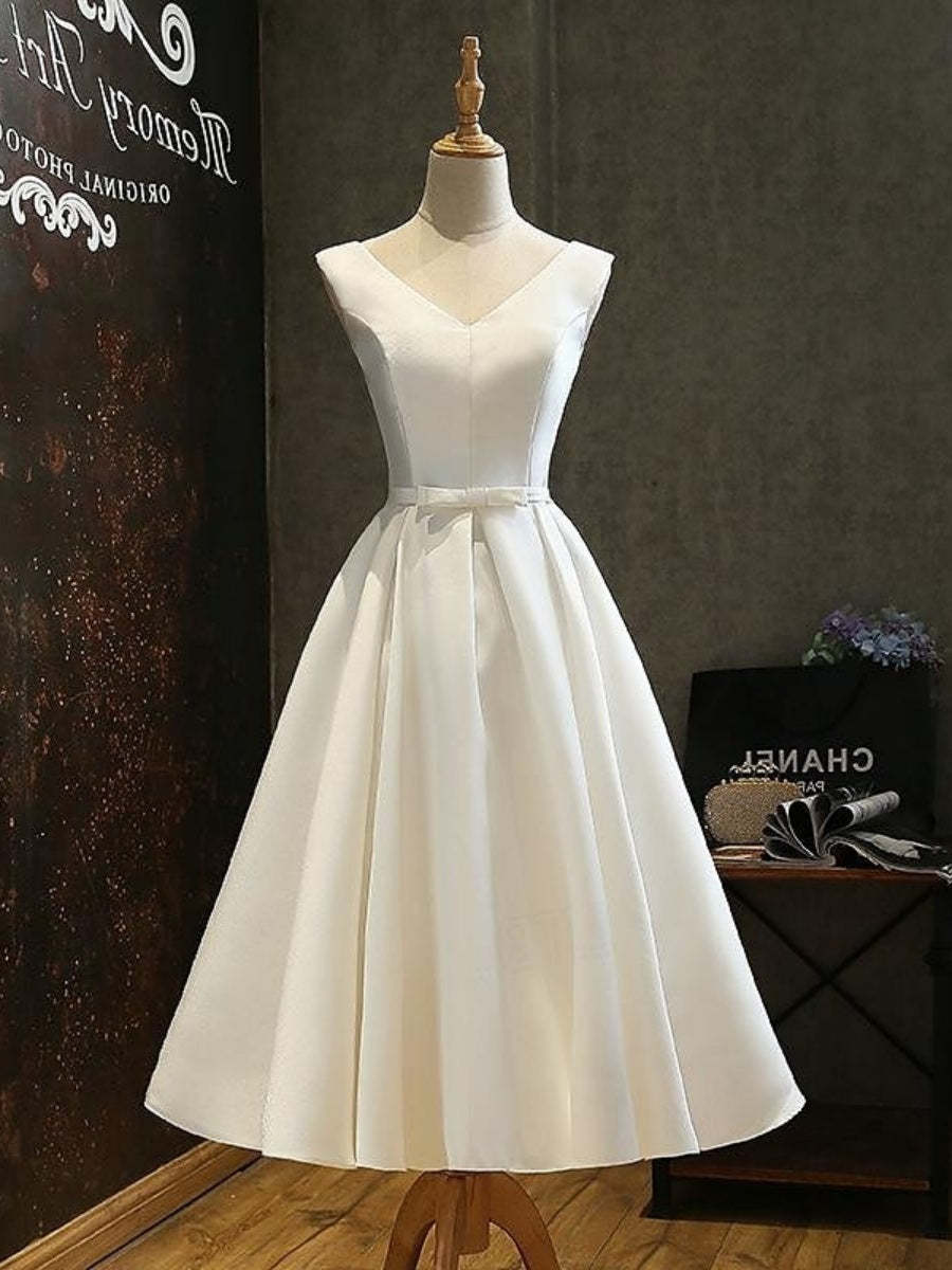 Vintage 1950s Pleated Sleeveless A-Line Dress with V-Neck and Bow Belt