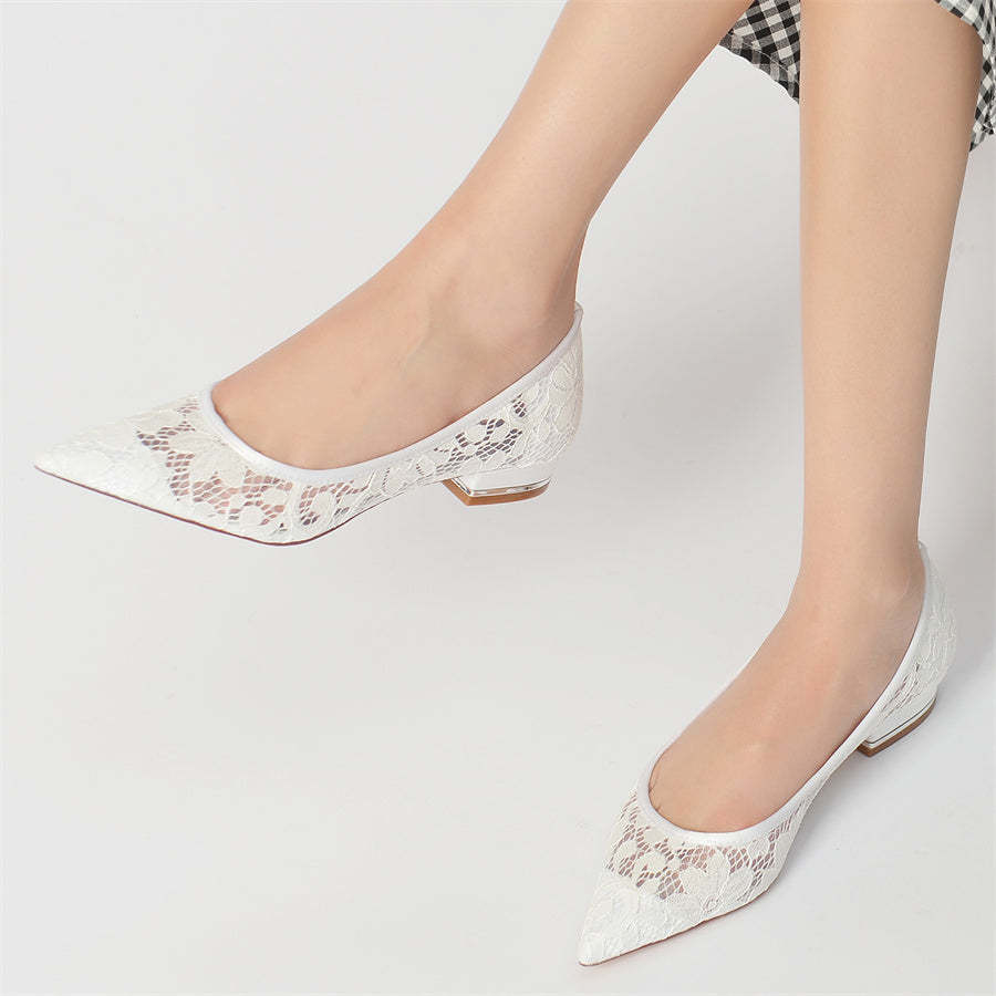 Bridal Shoes for Women with Pointed Toe and Low Heel in Minimalist Lace Design